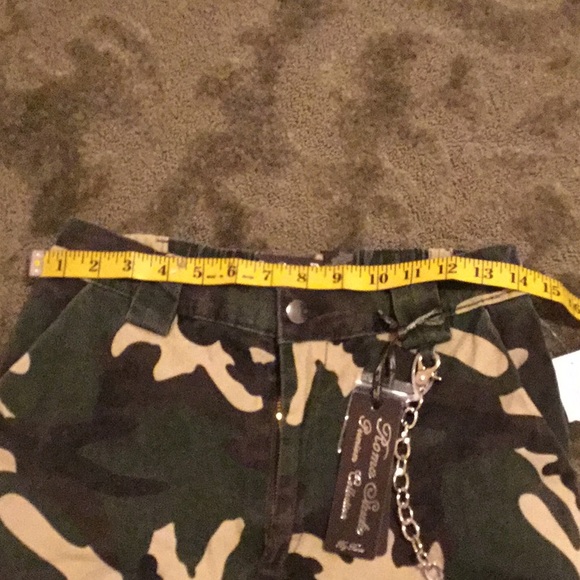 Jeans - Picture 4 of 6